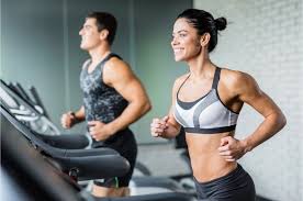 练腹肌的健身器材有哪些？什么健身器材练腹肌最有效？